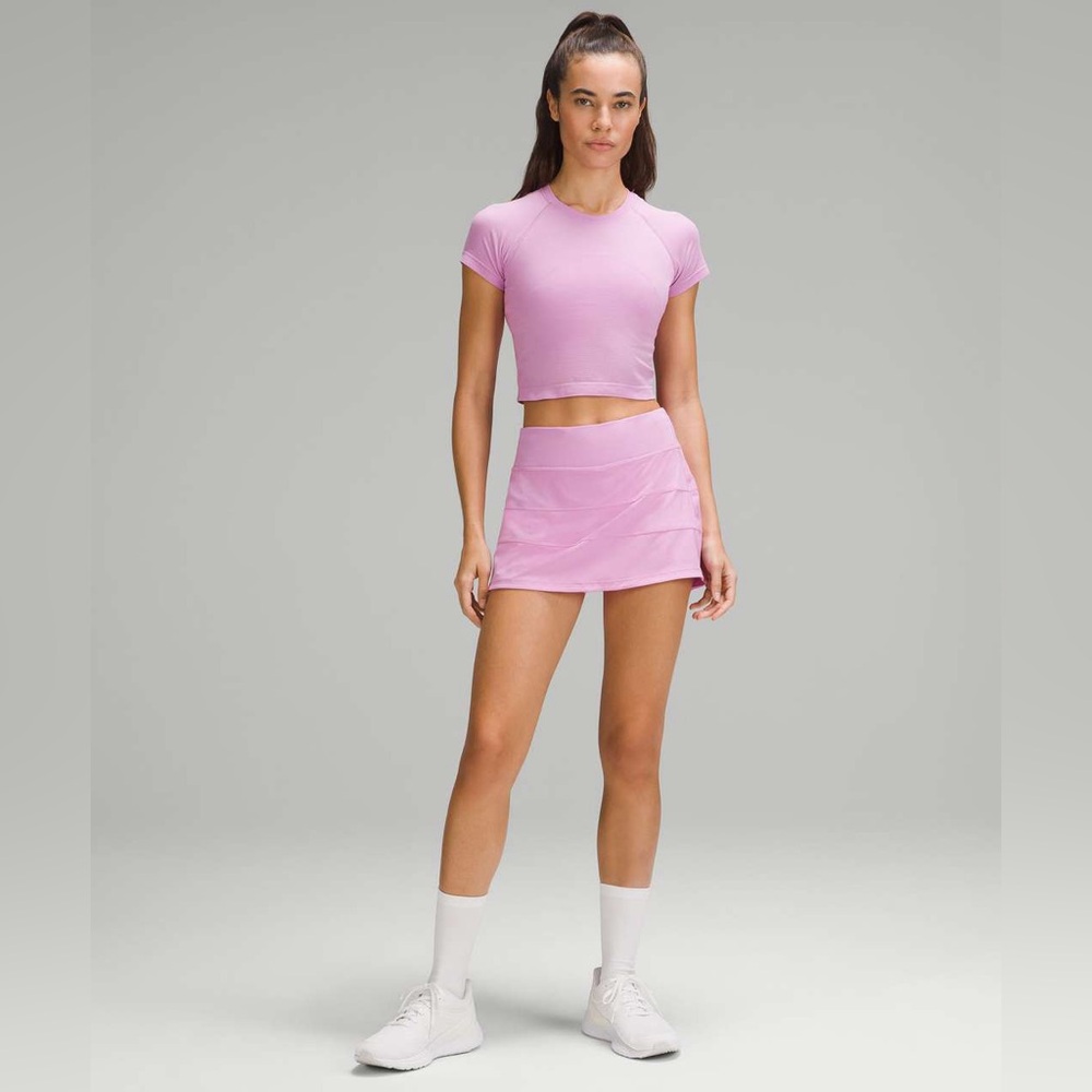 Lululemon Swiftly Tech Cropped Short-Sleeve Shirt 2.0 in Dahlia Mauve Size 8 - Picture 3 of 6